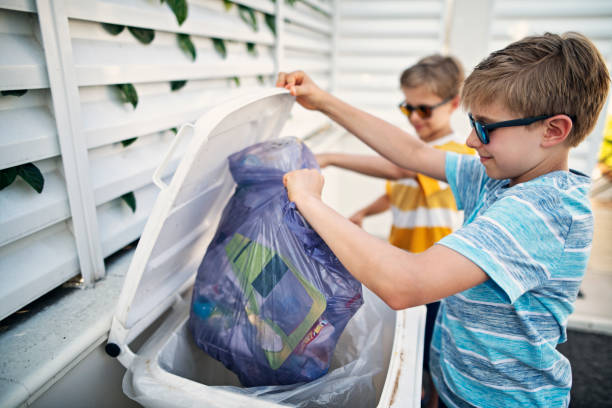 Best Commercial Cleanout Services  in Sayville, NY